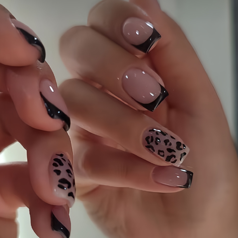 24Pcs French Short Red Leopard - Nail Adhesive Tab reseña y precio