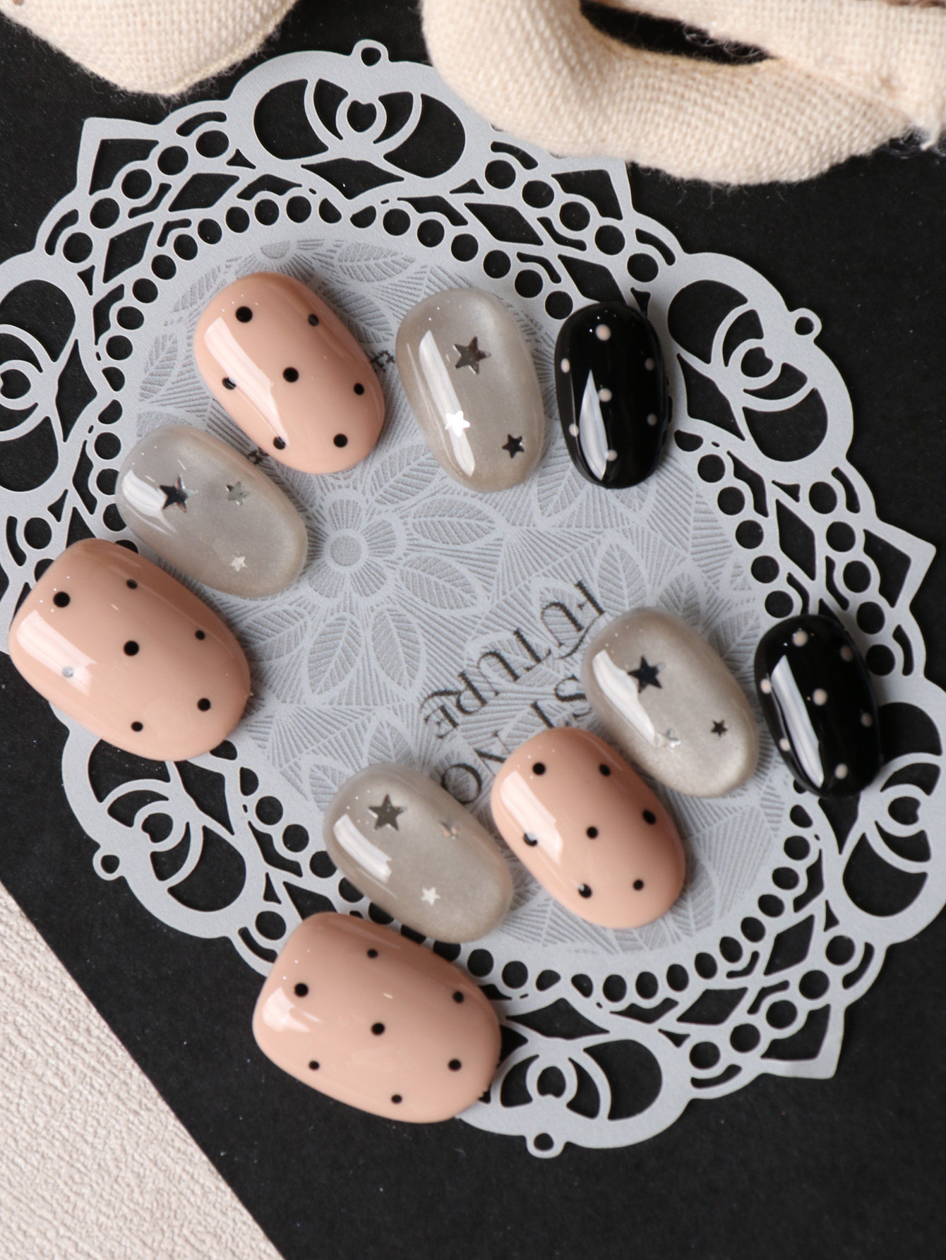 10Pcs Press on Nails Short Ski - Nail Adhesive Tab reseña y precio