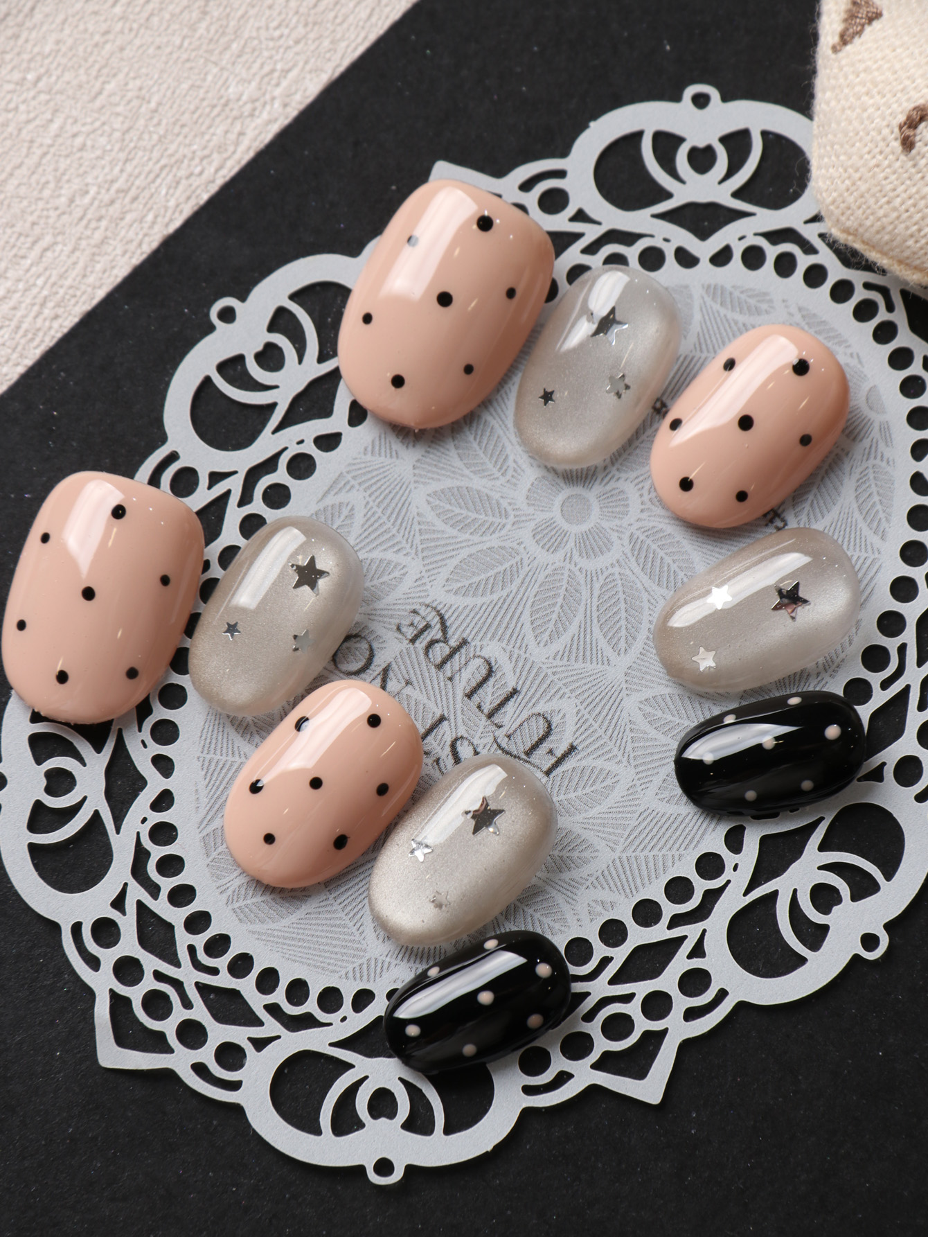 10Pcs Press on Nails Short Ski - Nail Adhesive Tab reseña y precio