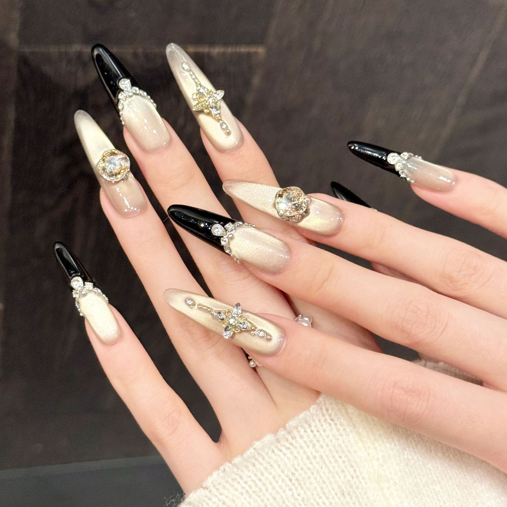 10 PCS Luxury Handmade Press o - Nail Adhesive Tab reseña y precio